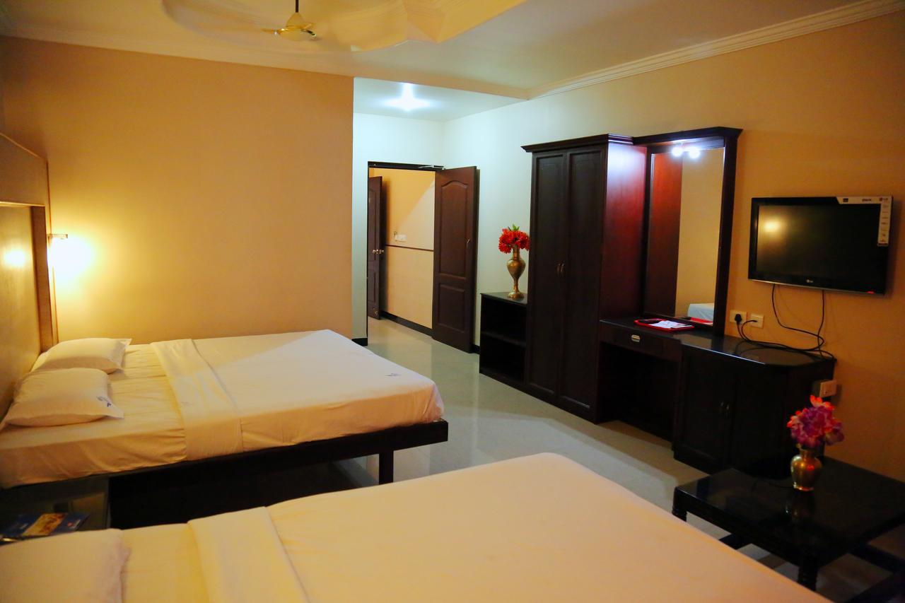 Hotel Vels Court Palni Luaran gambar