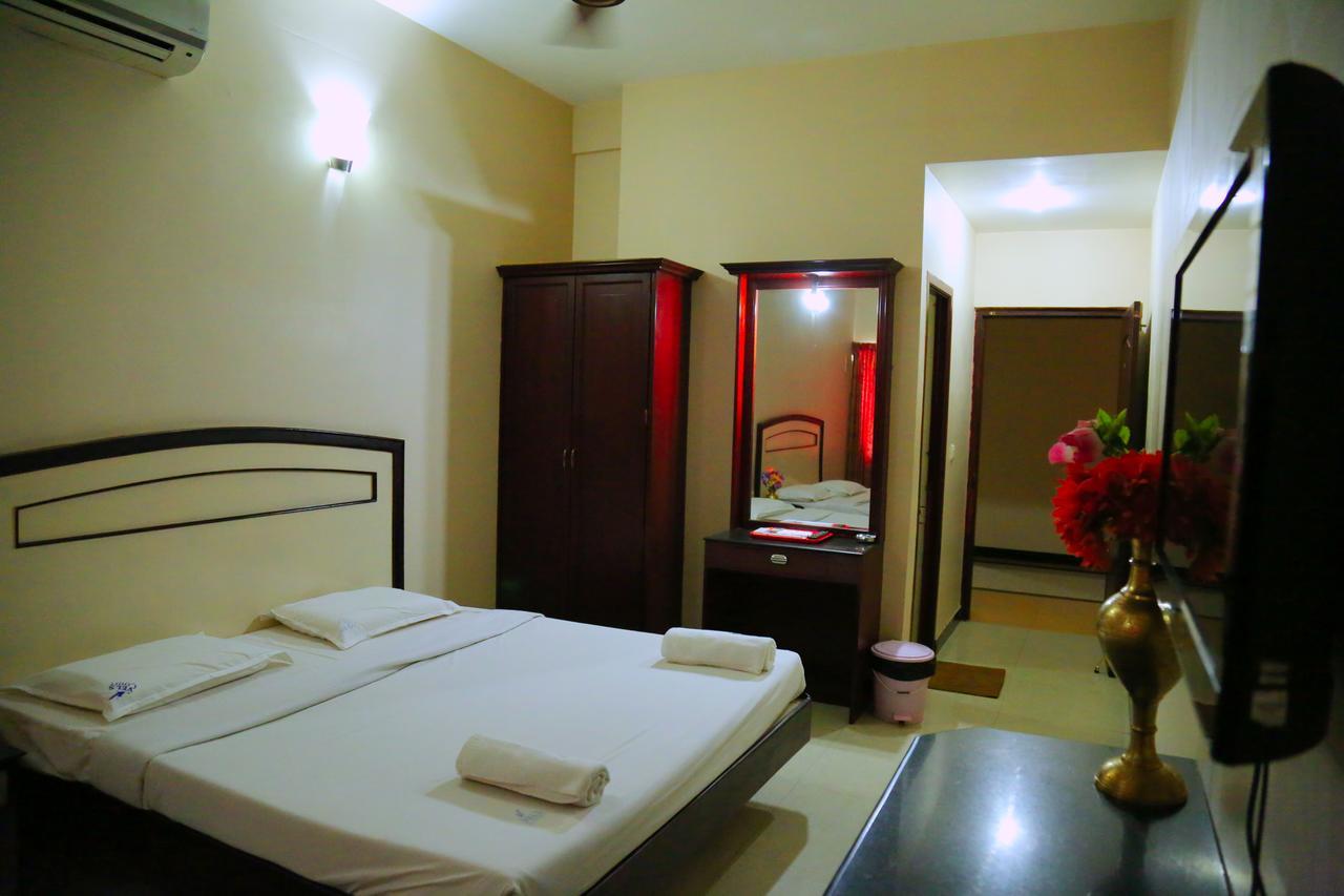 Hotel Vels Court Palni Luaran gambar