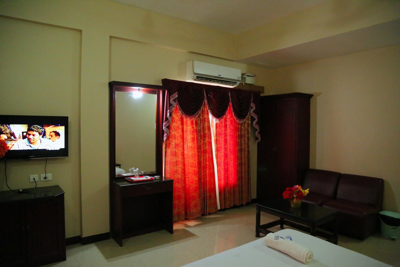 Hotel Vels Court Palni Luaran gambar