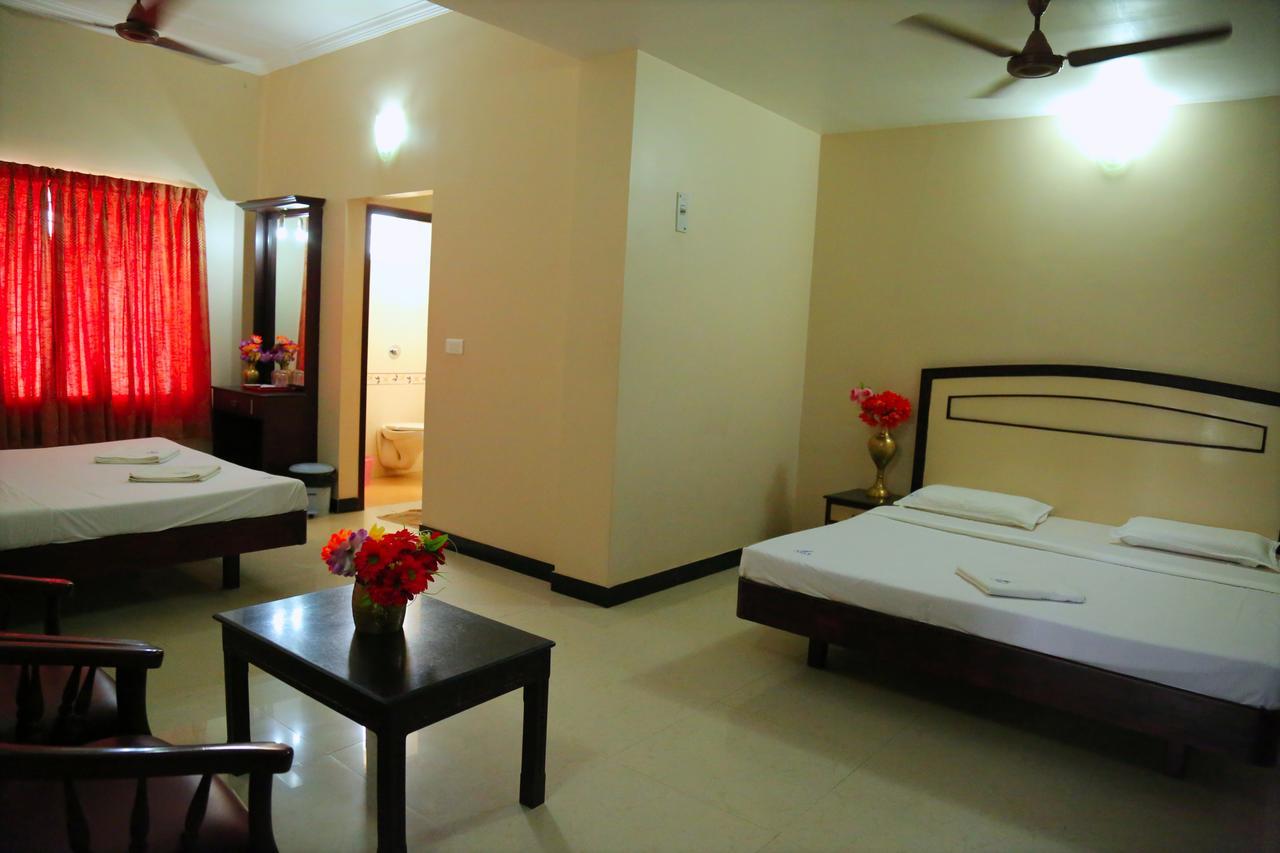 Hotel Vels Court Palni Luaran gambar